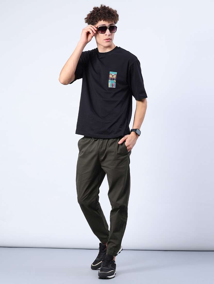 men solid mid rise relaxed fit jogger - 21932701 -  Standard Image - 4