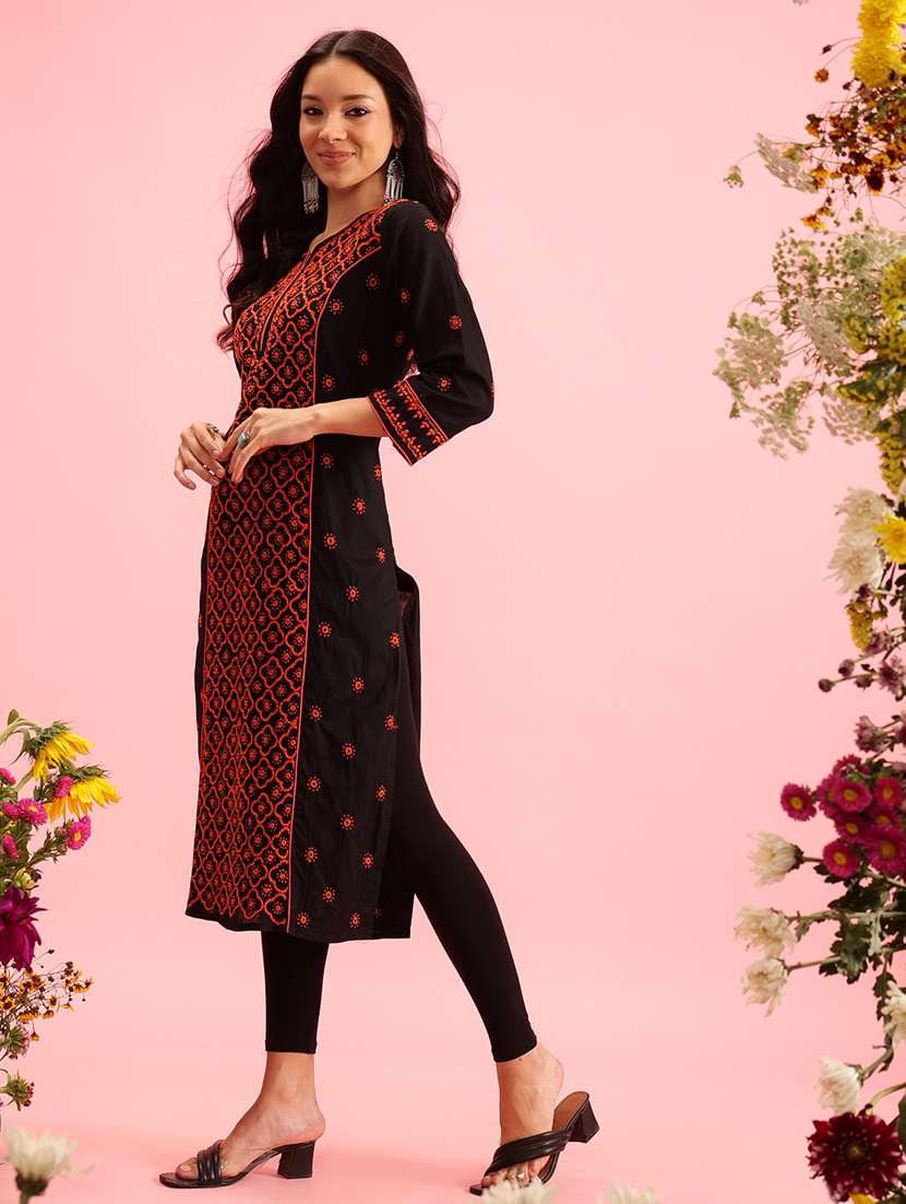 women chikankari three quarter sleeve straight kurta - 21933423 -  Standard Image - 1