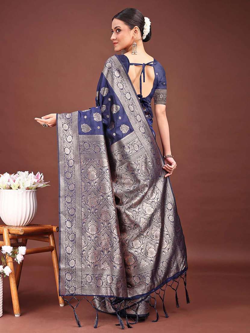 women self design banarasi saree with blouse - 21933555 -  Standard Image - 4