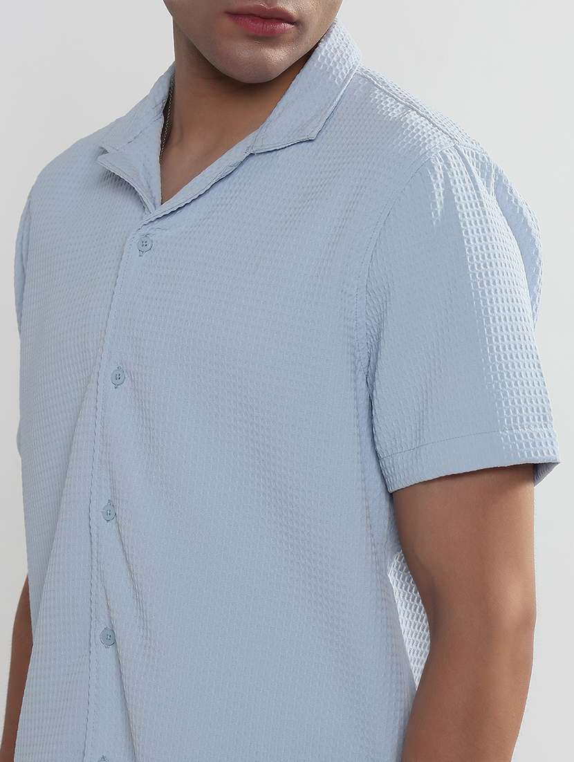 men textured cuban collar short sleeve shirt - 21933677 -  Standard Image - 4