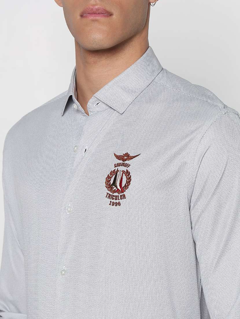 men solid long sleeve formal shirt - 21933705 -  Standard Image - 4