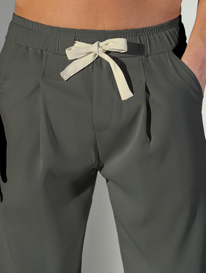 men grey solid low rise pleated casual trouser - 21933724 - Standard Image - 4