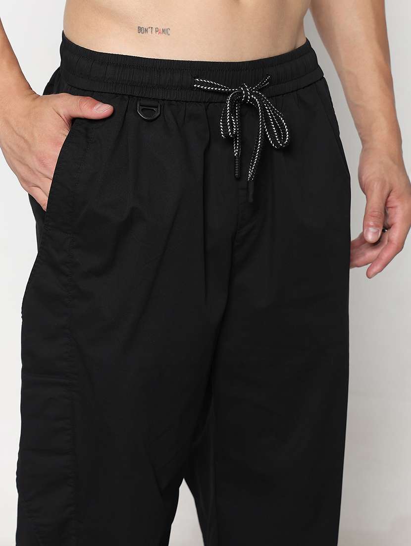 men black solid mid rise joggers cargo - 21933751 -  Standard Image - 4