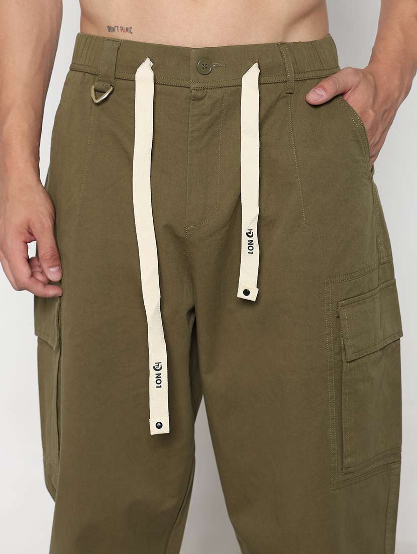men olive solid low rise relaxed fit jogger cargo - 21933756 -  Standard Image - 4