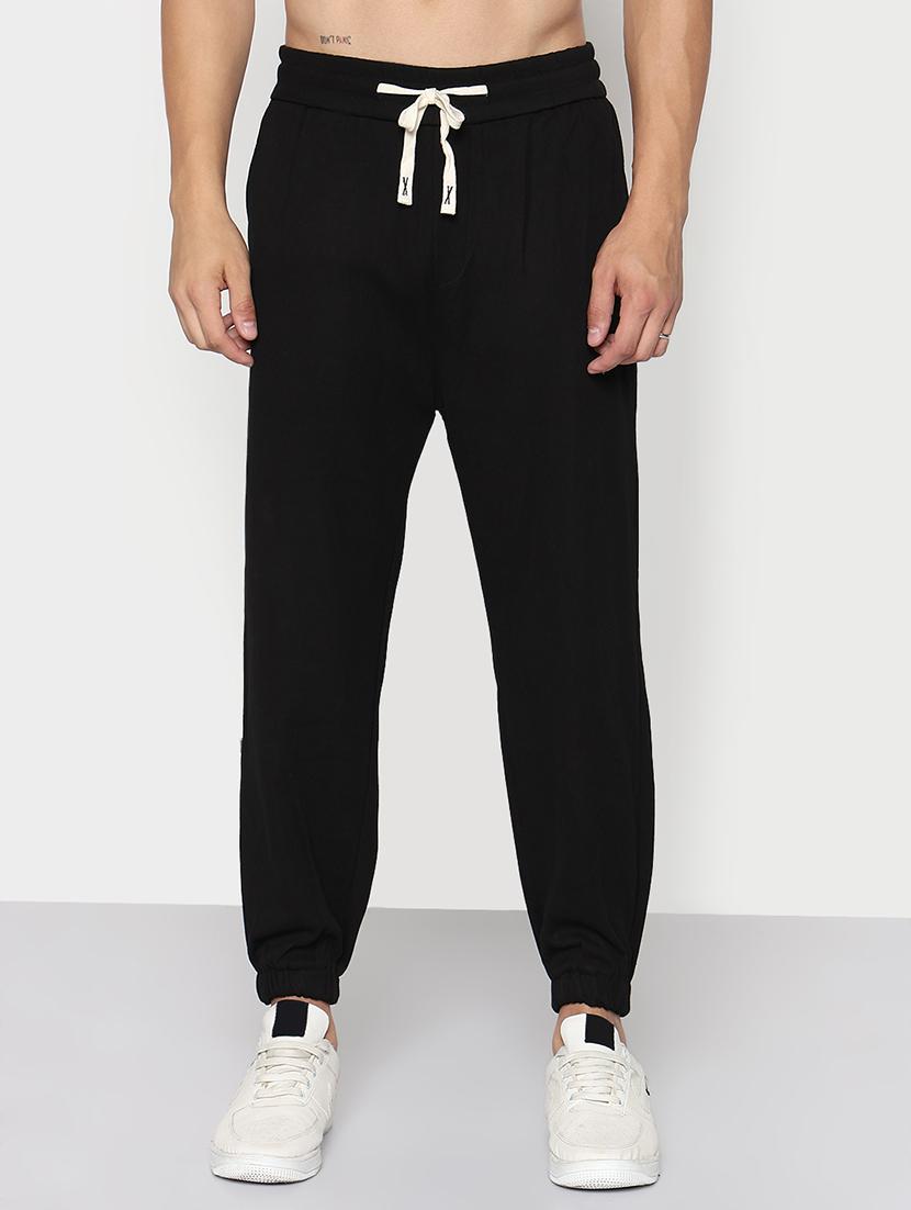 men black solid low rise regular fit jogger  - 21933758 -  Standard Image - 1