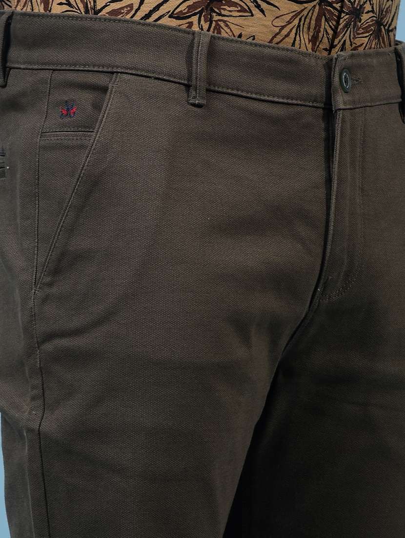 men solid mid rise flat front casual chinos  - 21933907 -  Standard Image - 6