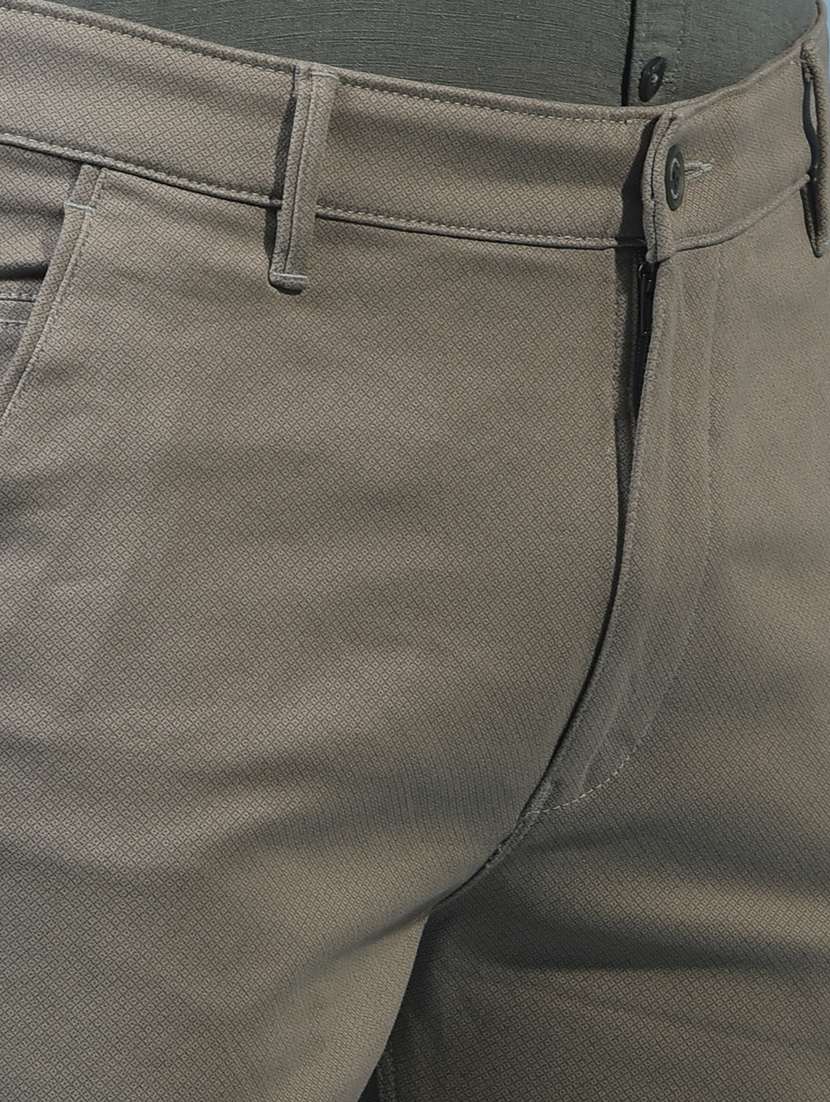 men solid mid rise flat front casual chinos  - 21933921 -  Standard Image - 6
