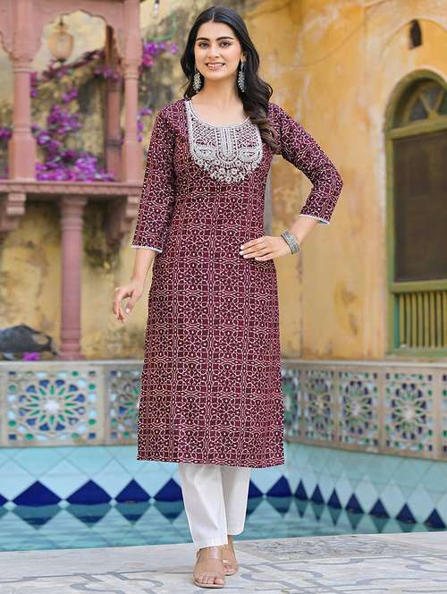 women three quarter sleeve straight kurta - 21933986 -  Standard Image - 0