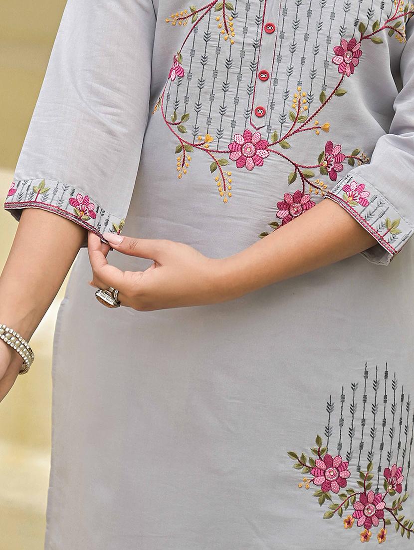 women three quarter sleeve straight kurta - 21933991 - Standard Image - 6