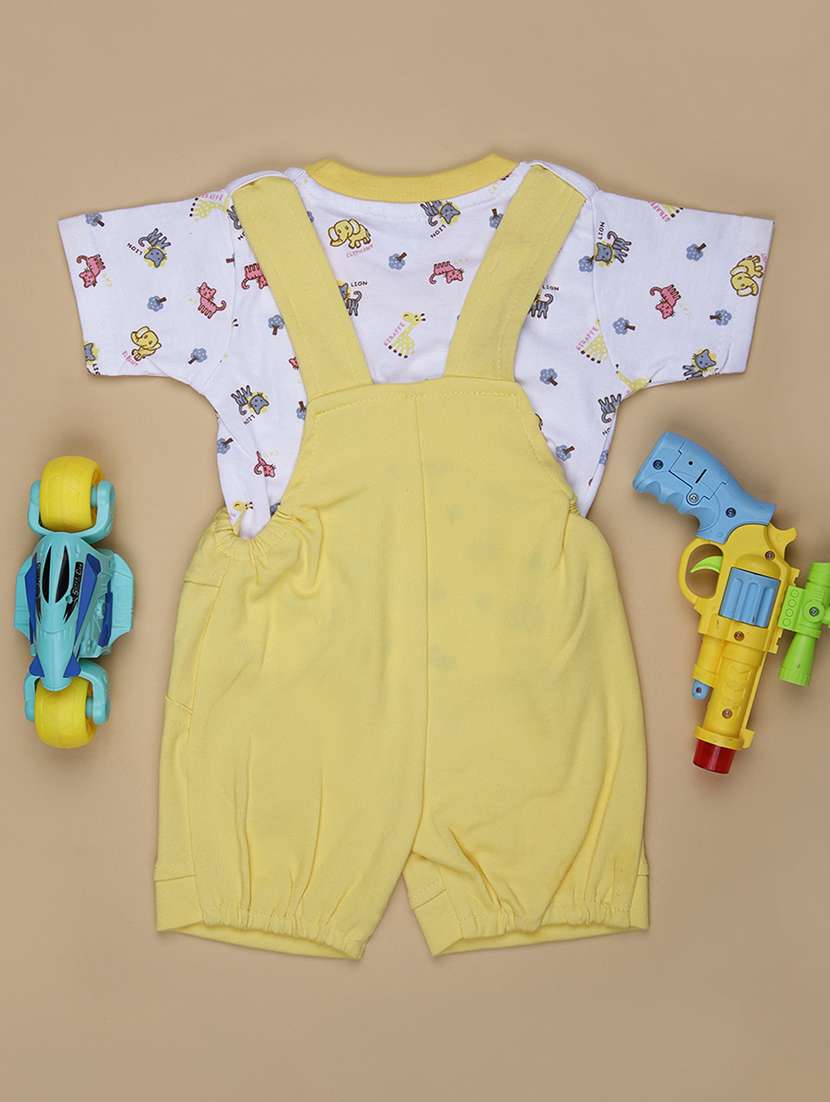 boys printed t-shirt & dungaree casual wear set - 21934149 -  Standard Image - 1