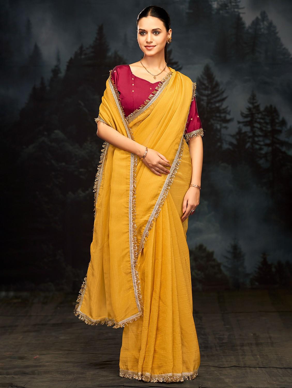 women solid with bordered saree with blouse - 21934247 - Zoom Image - 0