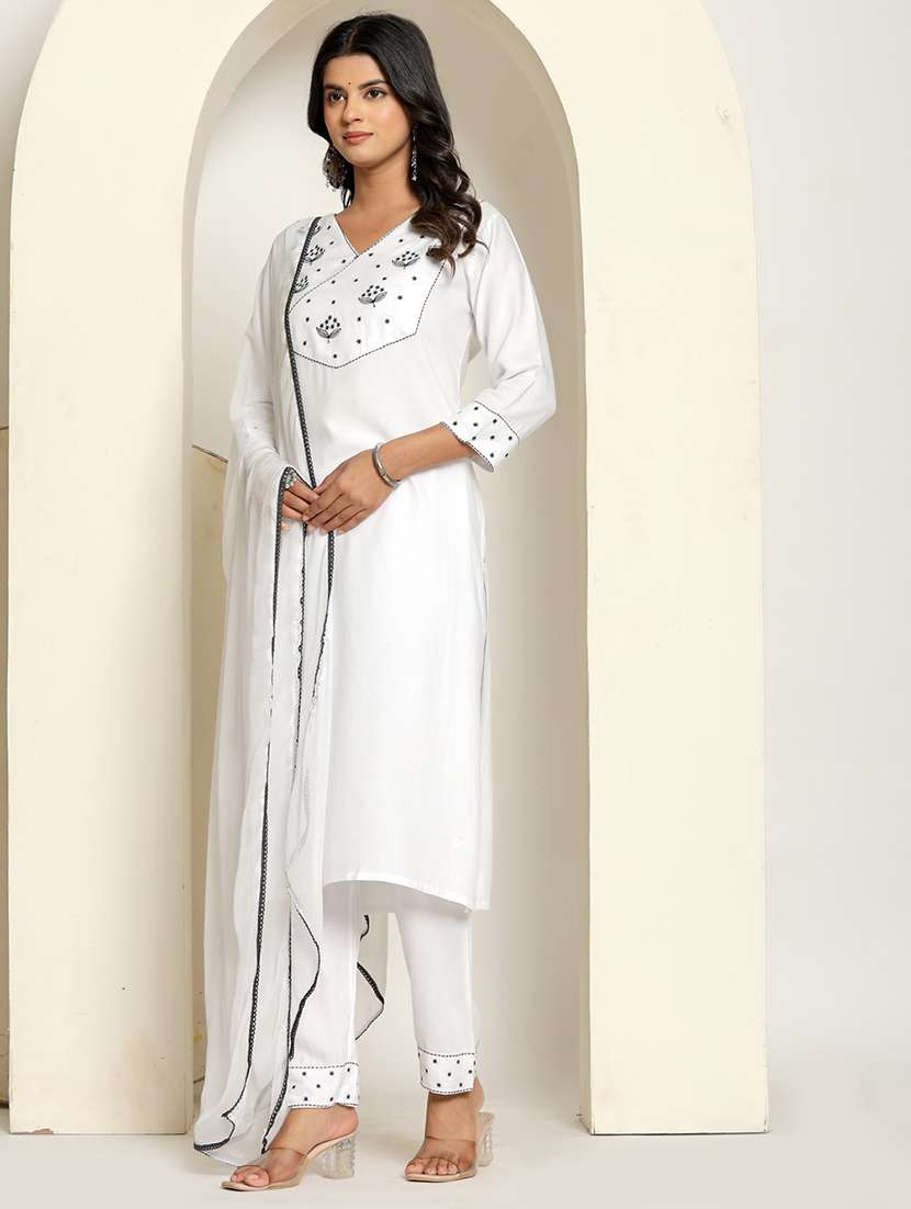 women three quarter sleeve kurta pant with dupatta set