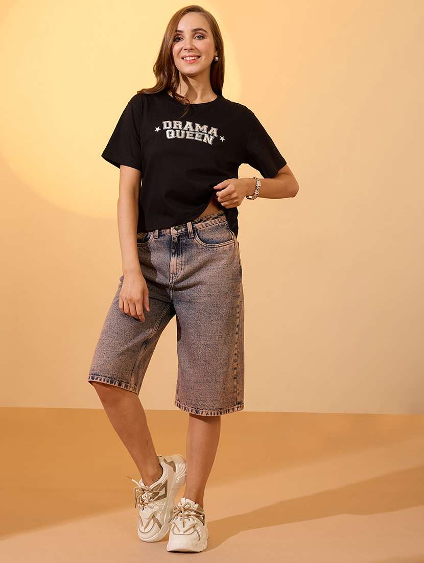 globus women black round neck short sleeves typography print oversized crop t-shirt - 21934692 -  Standard Image - 4