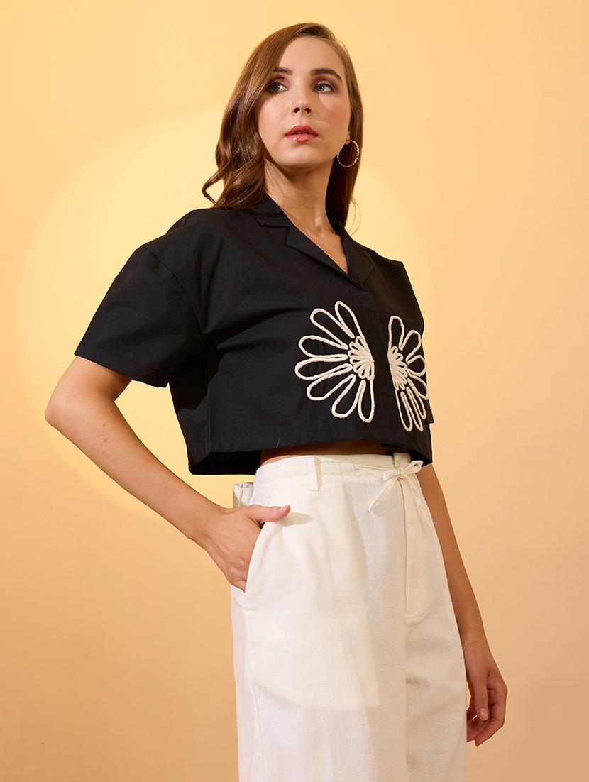 globus women black floral embroidered notch lapel collar boxy fit resort crop shirt - 21934696 - Standard Image - 1
