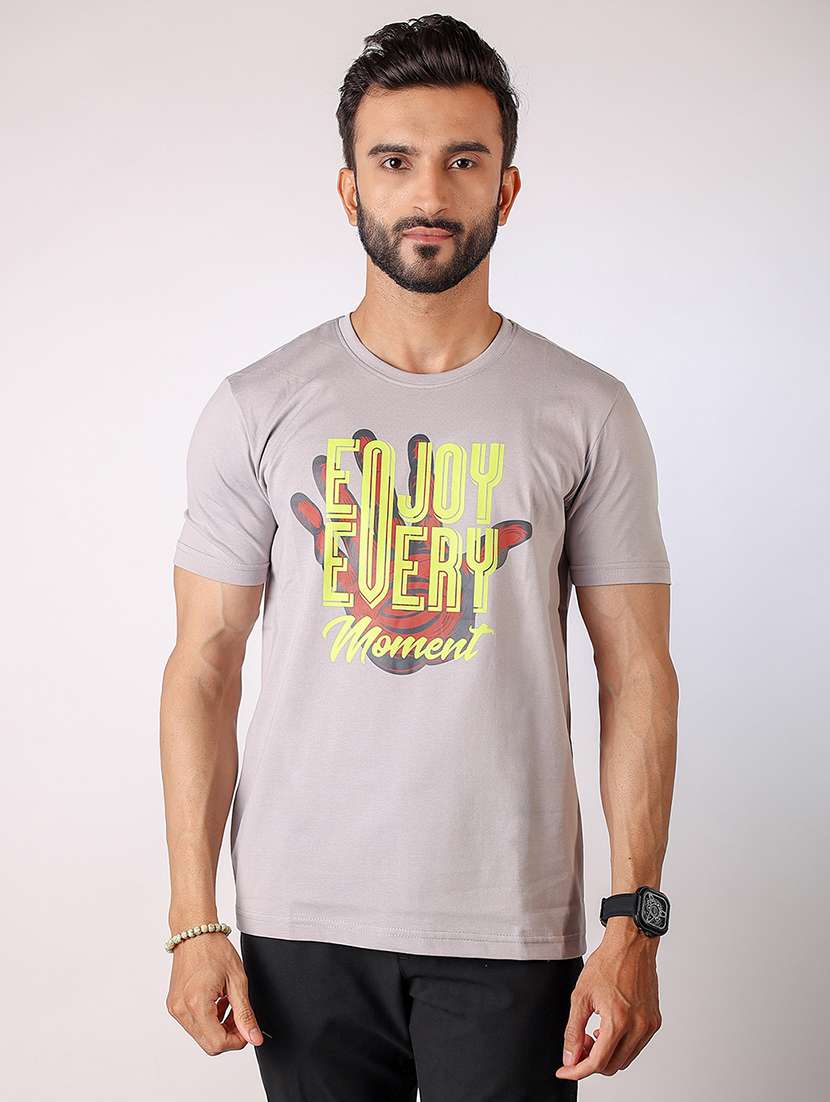 men front print round neck regular fit t-shirt