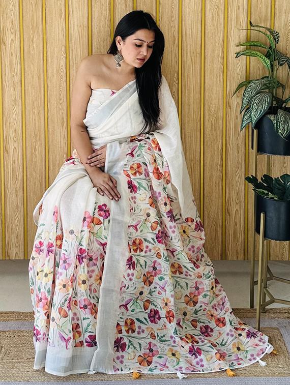 women printed casual wear saree with blouse - 21935003 - Standard Image - 1