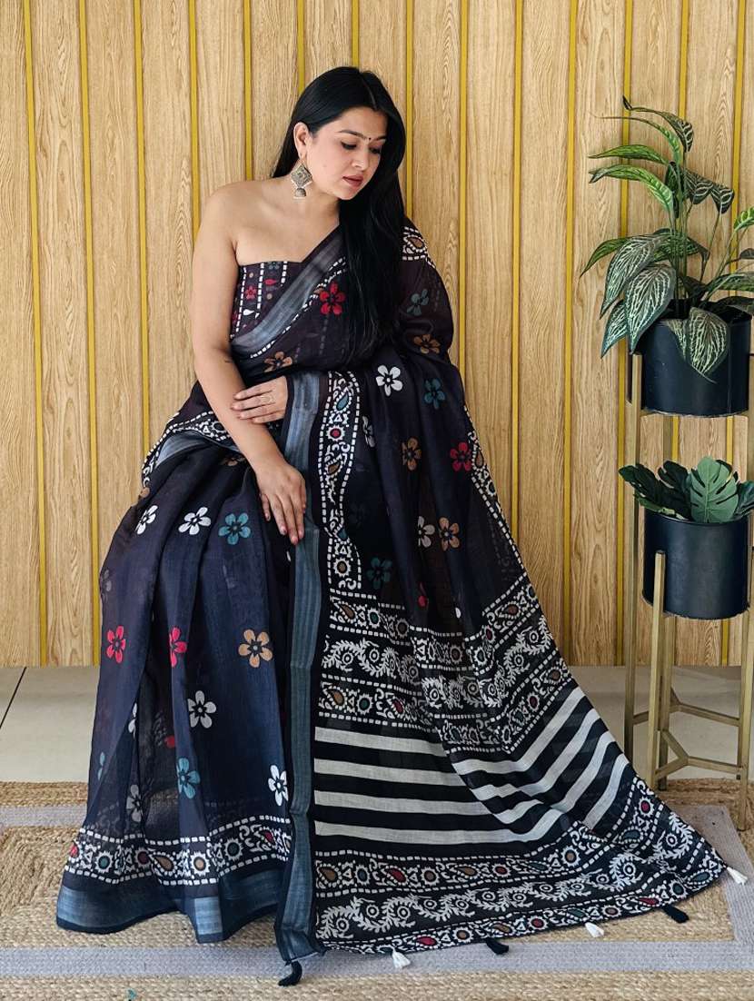 women printed casual wear saree with blouse - 21935032 -  Standard Image - 1