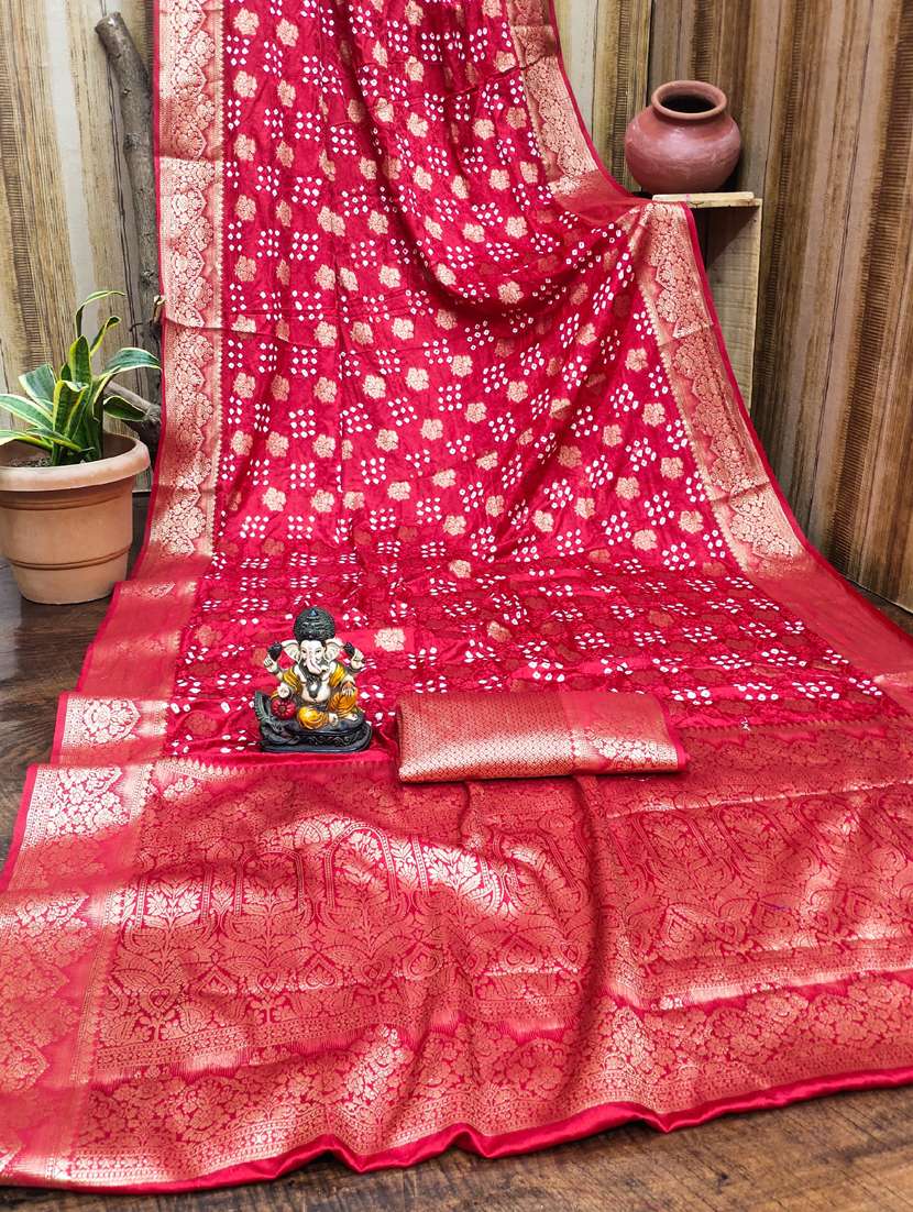 women bandhani bordered saree with blouse - 21935077 -  Standard Image - 4