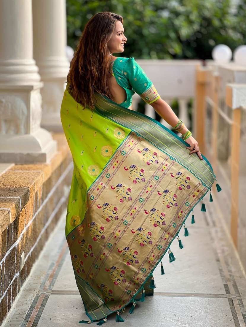 women self design paithani saree with blouse - 21935156 - Standard Image - 1