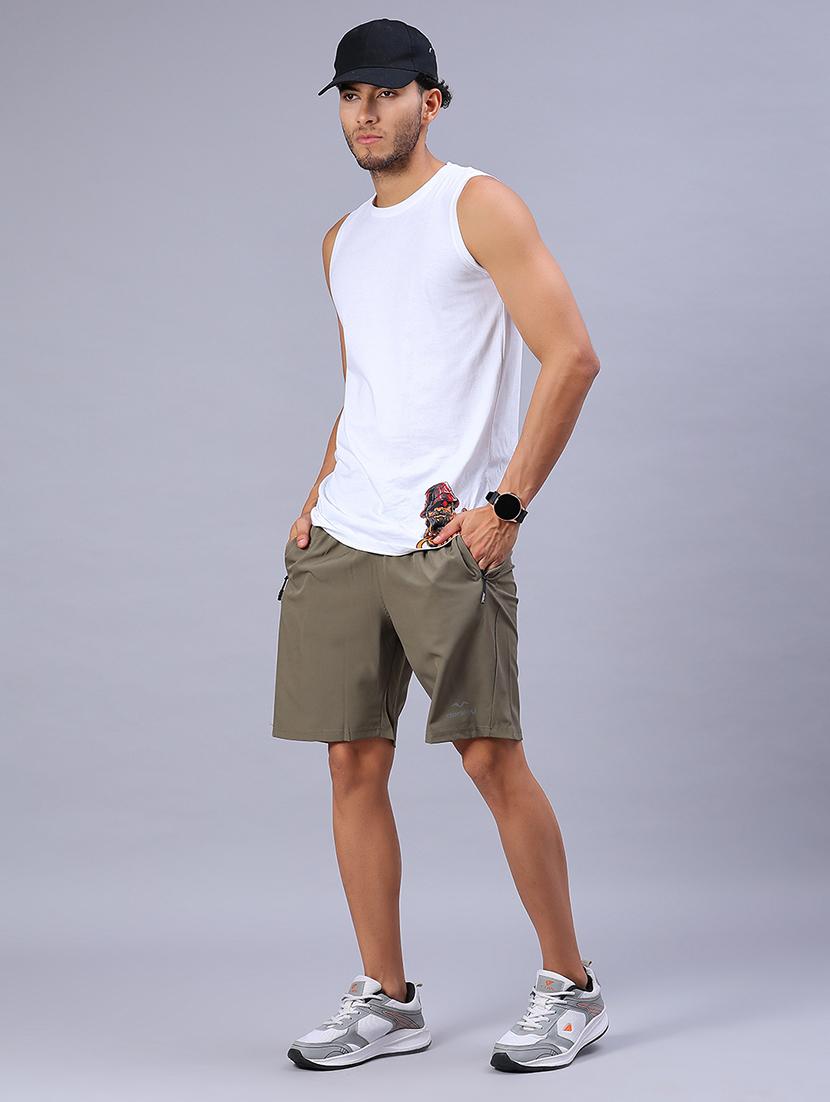 men solid mid rise regular fit shorts - 21935383 - Standard Image - 4