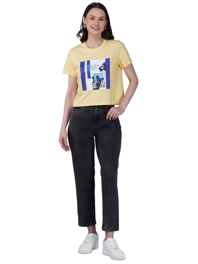 women printed short sleeve regular fit crop t-shirt - 21935515 - Standard Image - 4