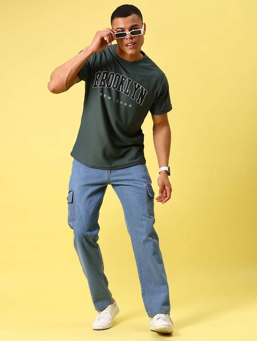 men chest print round neck regular fit t-shirt - 21935886 -  Standard Image - 4