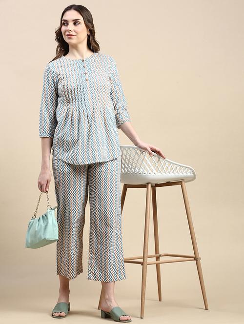 women chevron print mid rise straight palazzo - 21935975 -  Standard Image - 0