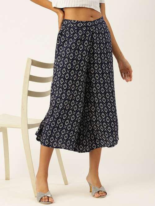 women printed mid rise culottes - 21935982 - Standard Image - 0