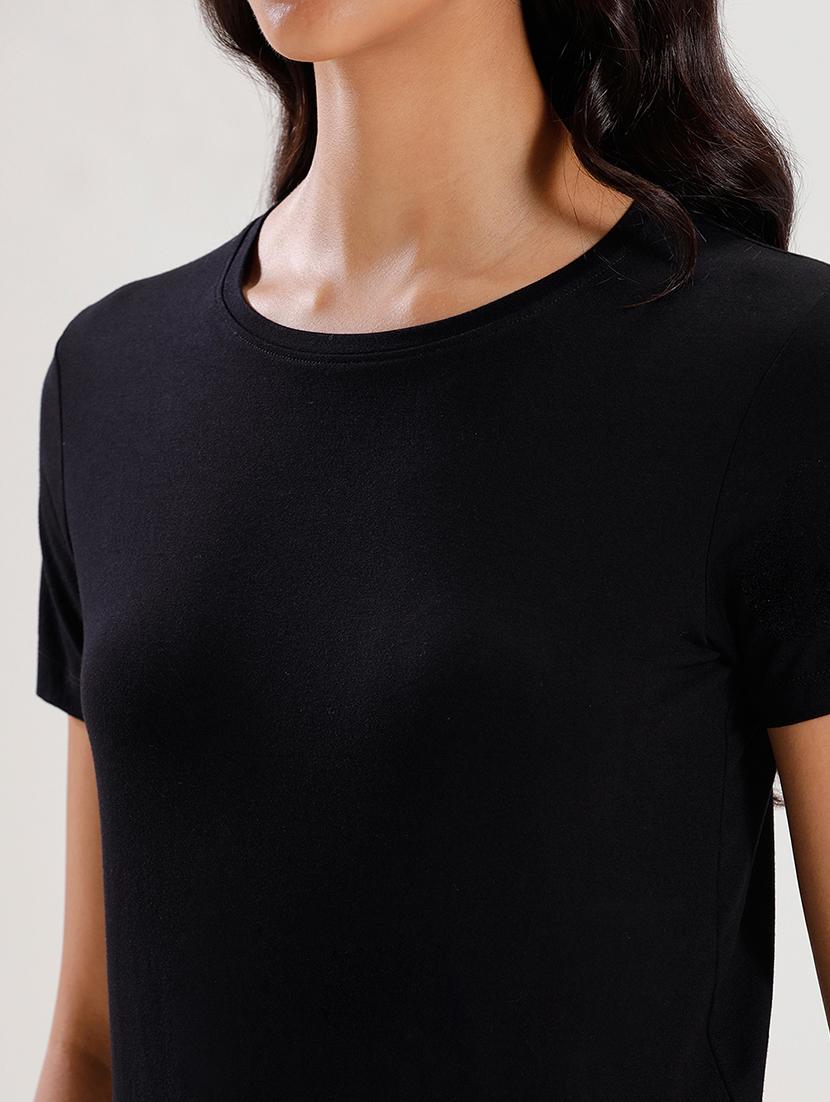 women solid short sleeve regular fit t-shirt - 21936011 - Standard Image - 4