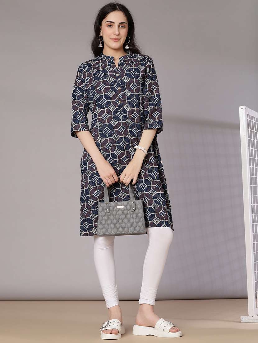 women printed three quarter sleeve straight kurta