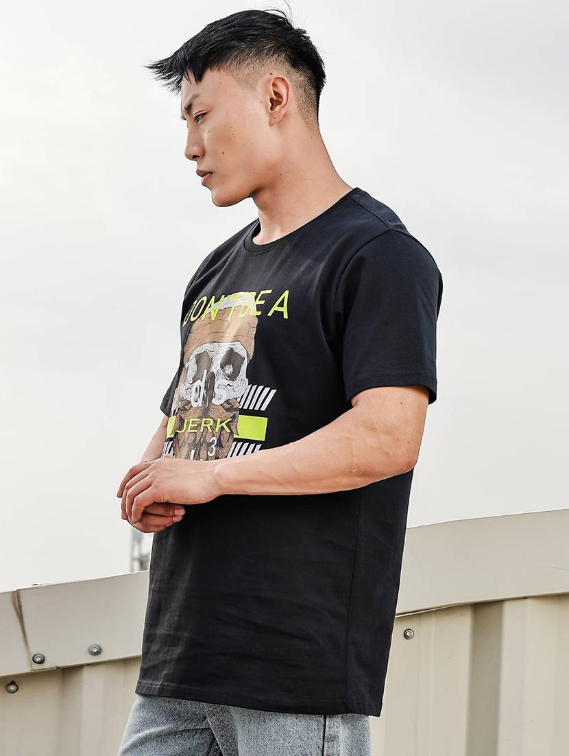 men front print round neck regular fit t-shirt - 21936736 - Standard Image - 4