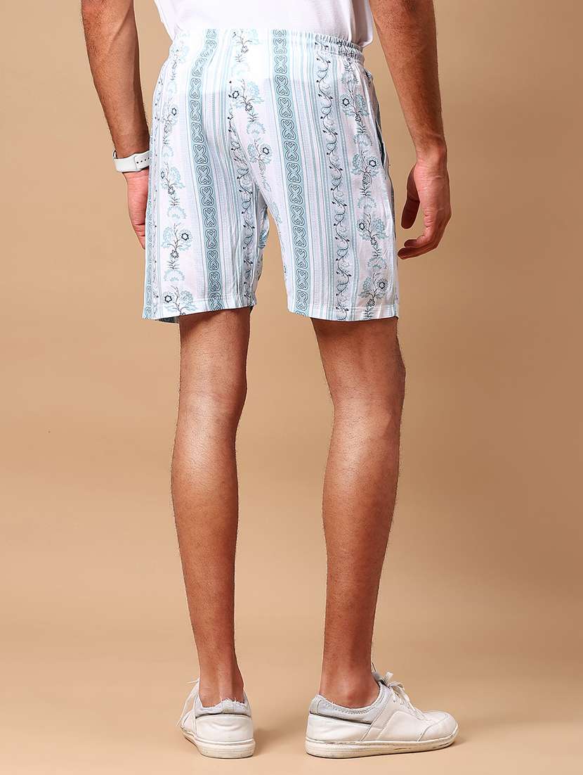 men light blue printed mid rise shorts - 21936805 -  Standard Image - 4