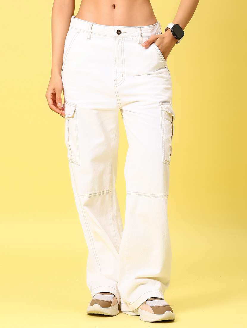 women solid mid rise relaxed fit cargo