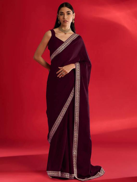 women solid with bordered saree with blouse - 21938445 - Zoom Image - 0
