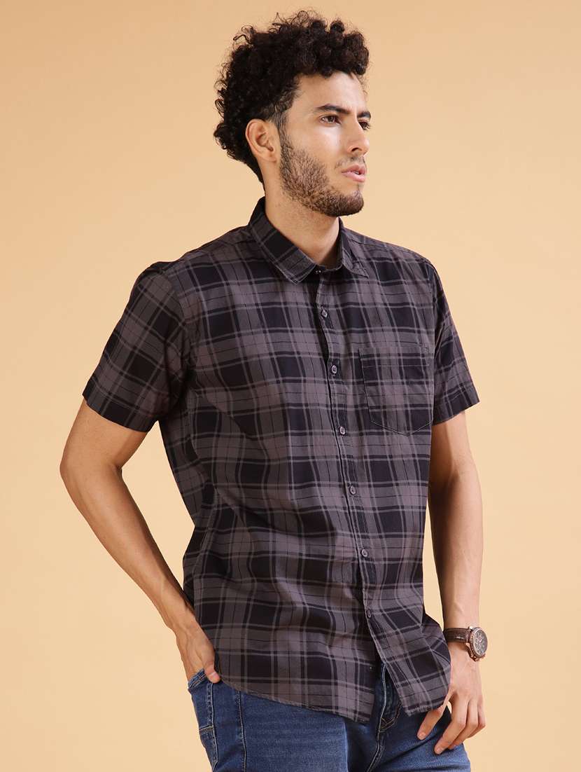 men checkered collared short sleeve shirt - 21938569 -  Standard Image - 1