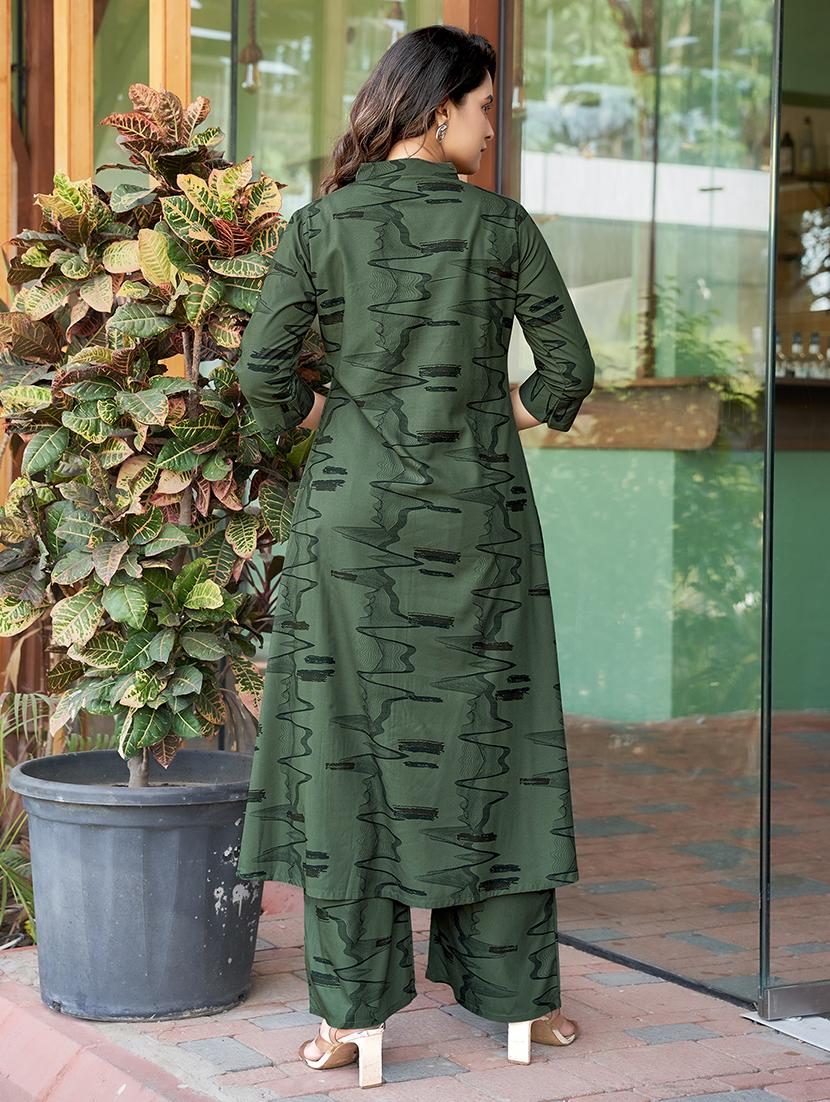 women printed mandarin neck kurta palazzo set - 21938699 - Standard Image - 4