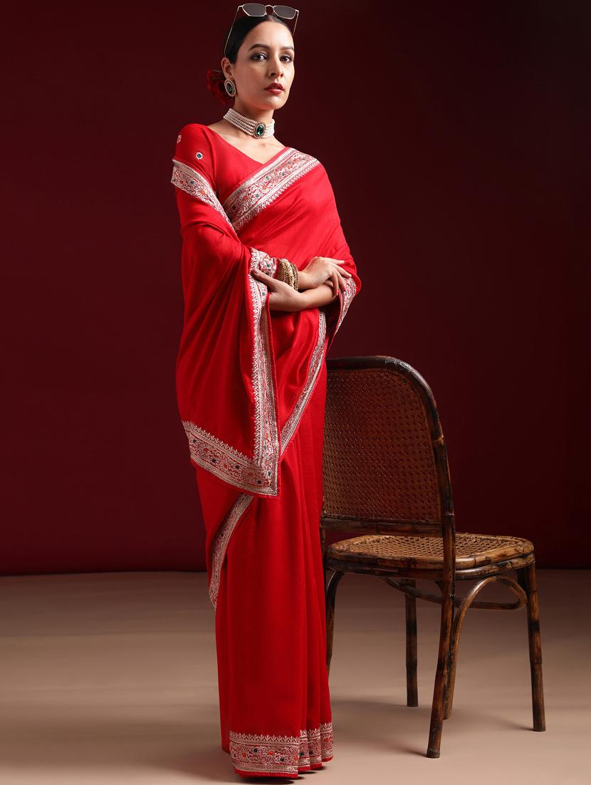 women solid with bordered saree with blouse - 21938864 -  Standard Image - 1