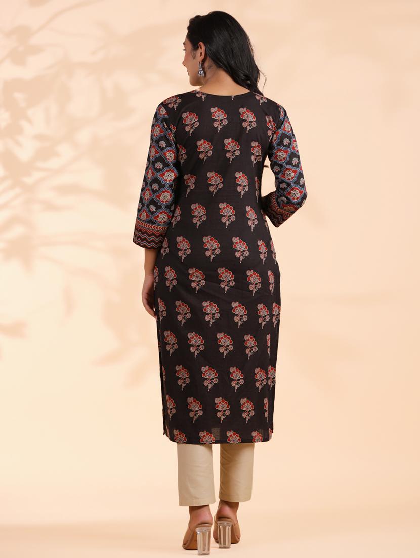 women three quarter sleeve straight kurta - 21939242 - Standard Image - 4