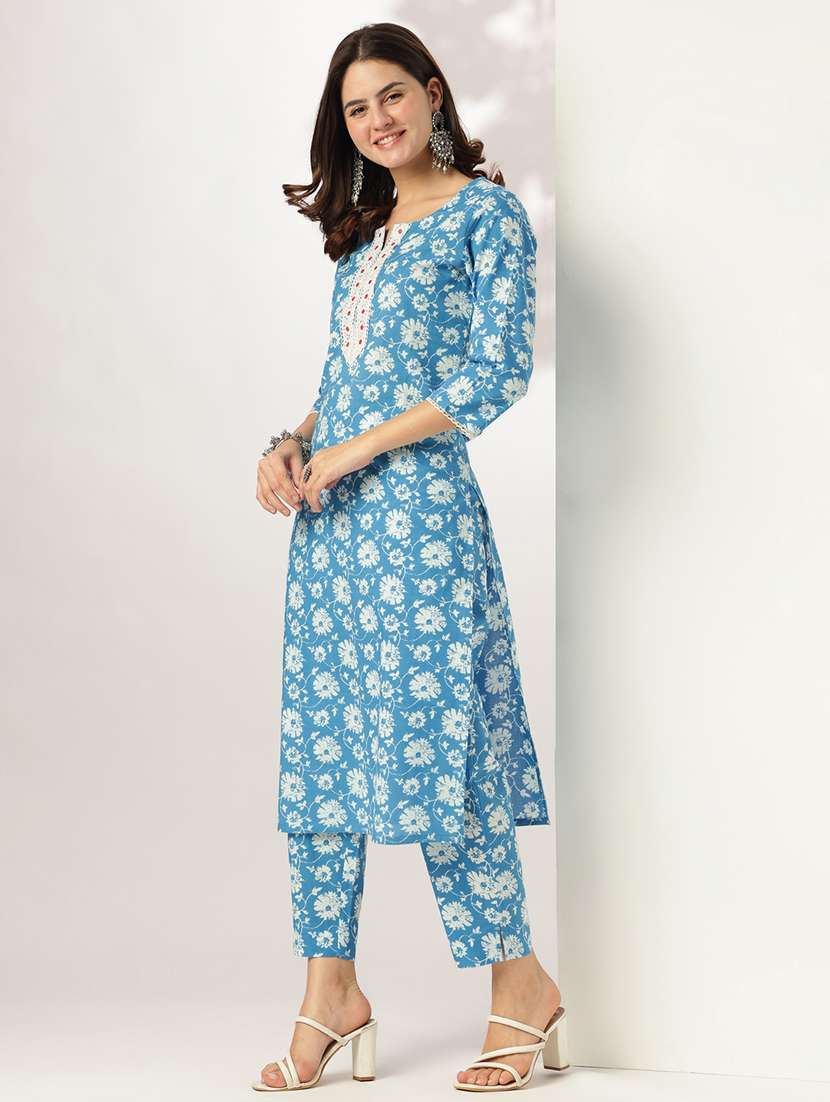 women three quarter sleeve kurta pant set - 21939364 -  Standard Image - 1