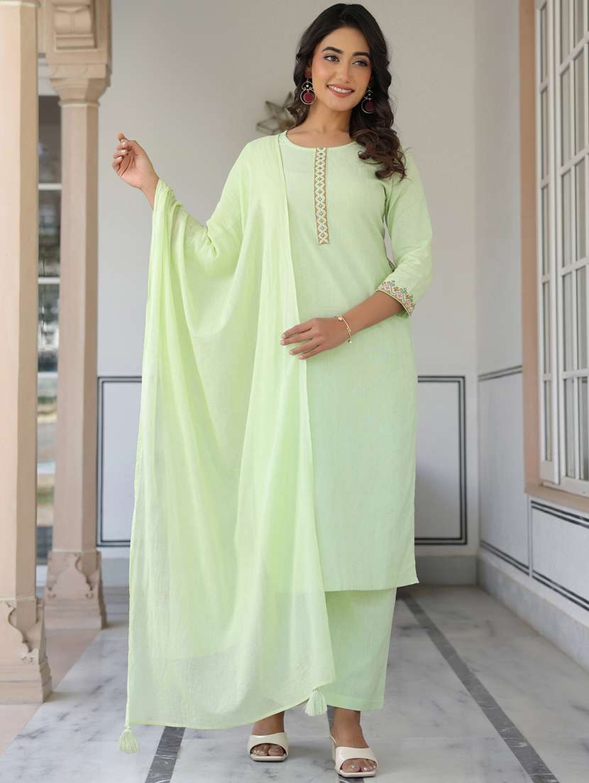 women three quarter sleeve kurta pant with dupatta set - 21939366 -  Standard Image - 1