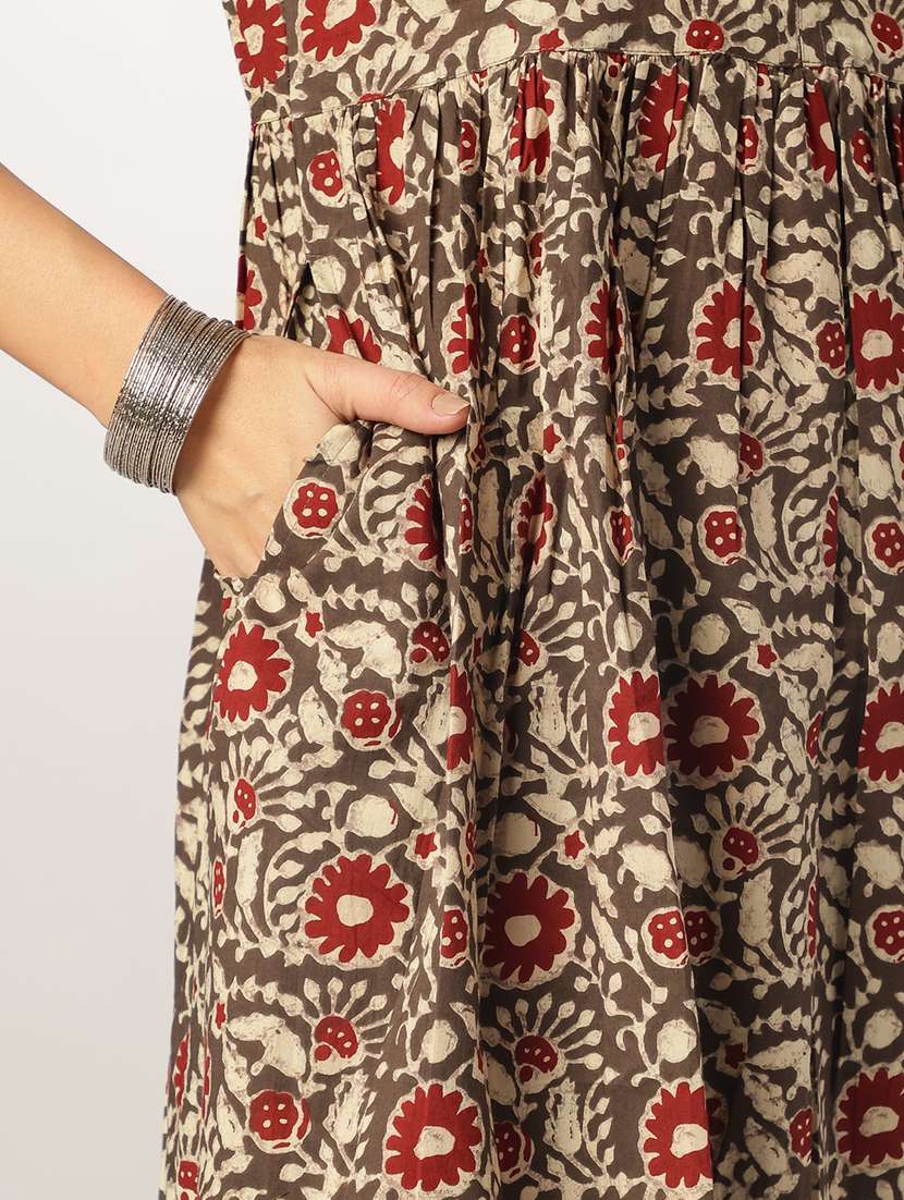 women elbow sleeve kurta pant with dupatta set - 21939368 - Standard Image - 4