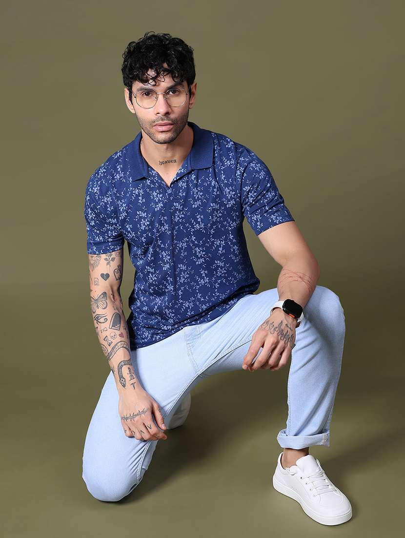 men printed short sleeve regular fit polo t-shirt - 21939708 -  Standard Image - 4