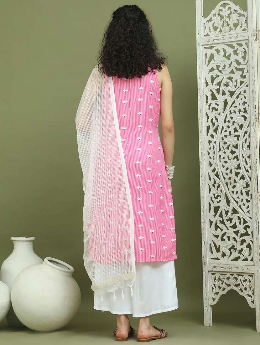 women printed sleeveless kurta palazzo with dupatta set - 21939953 -  Standard Image - 4