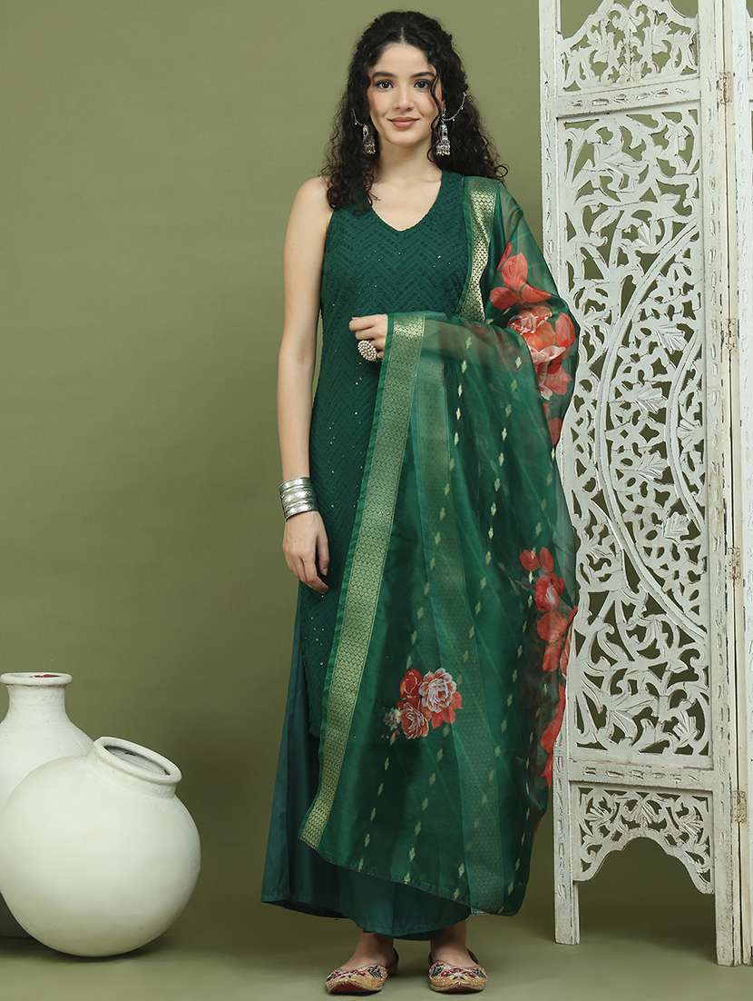 women embroidered sleeveless kurta palazzo with dupatta set