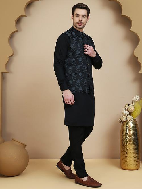 men mandarin neck kurta pyjama with jacket ethnic wear set - 21940185 - Standard Image - 0