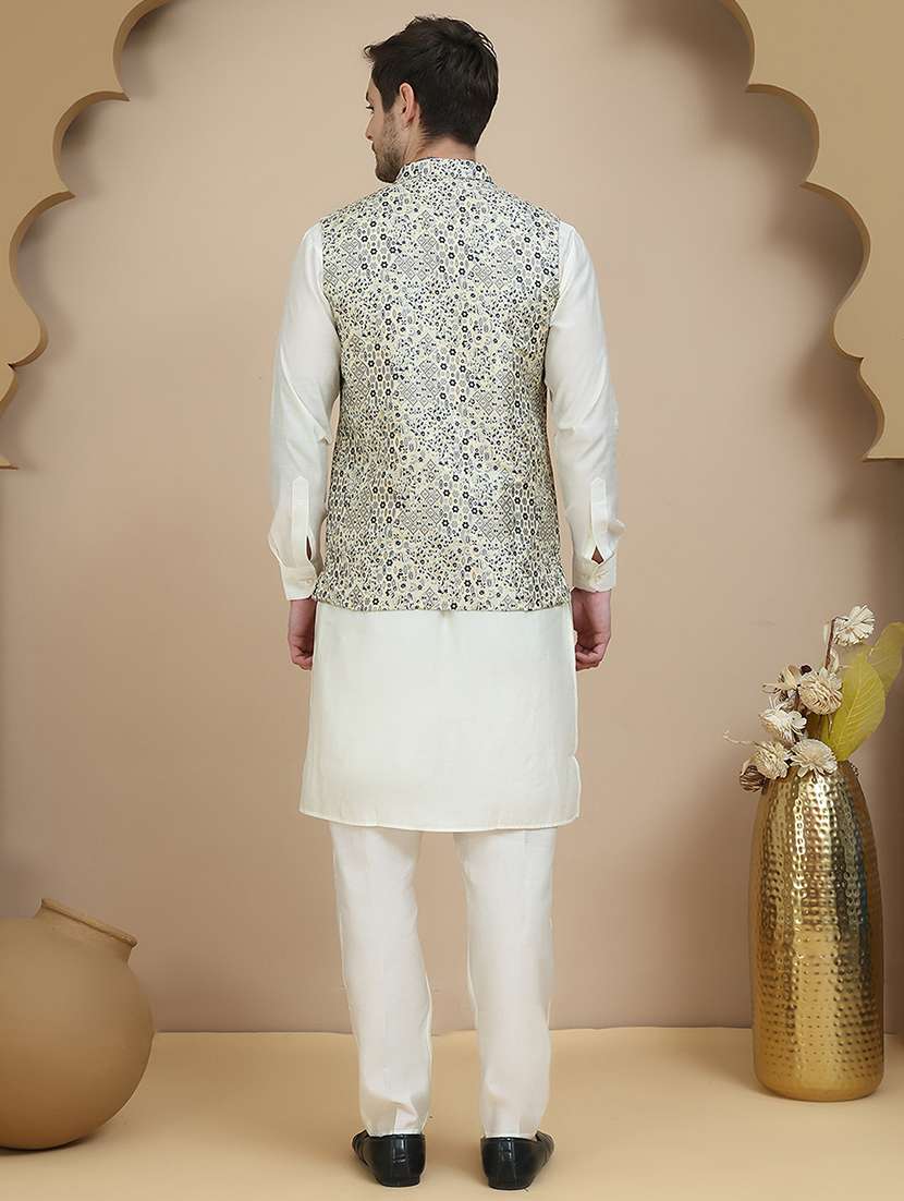 men mandarin neck kurta pyjama with jacket ethnic wear set - 21940191 -  Standard Image - 4