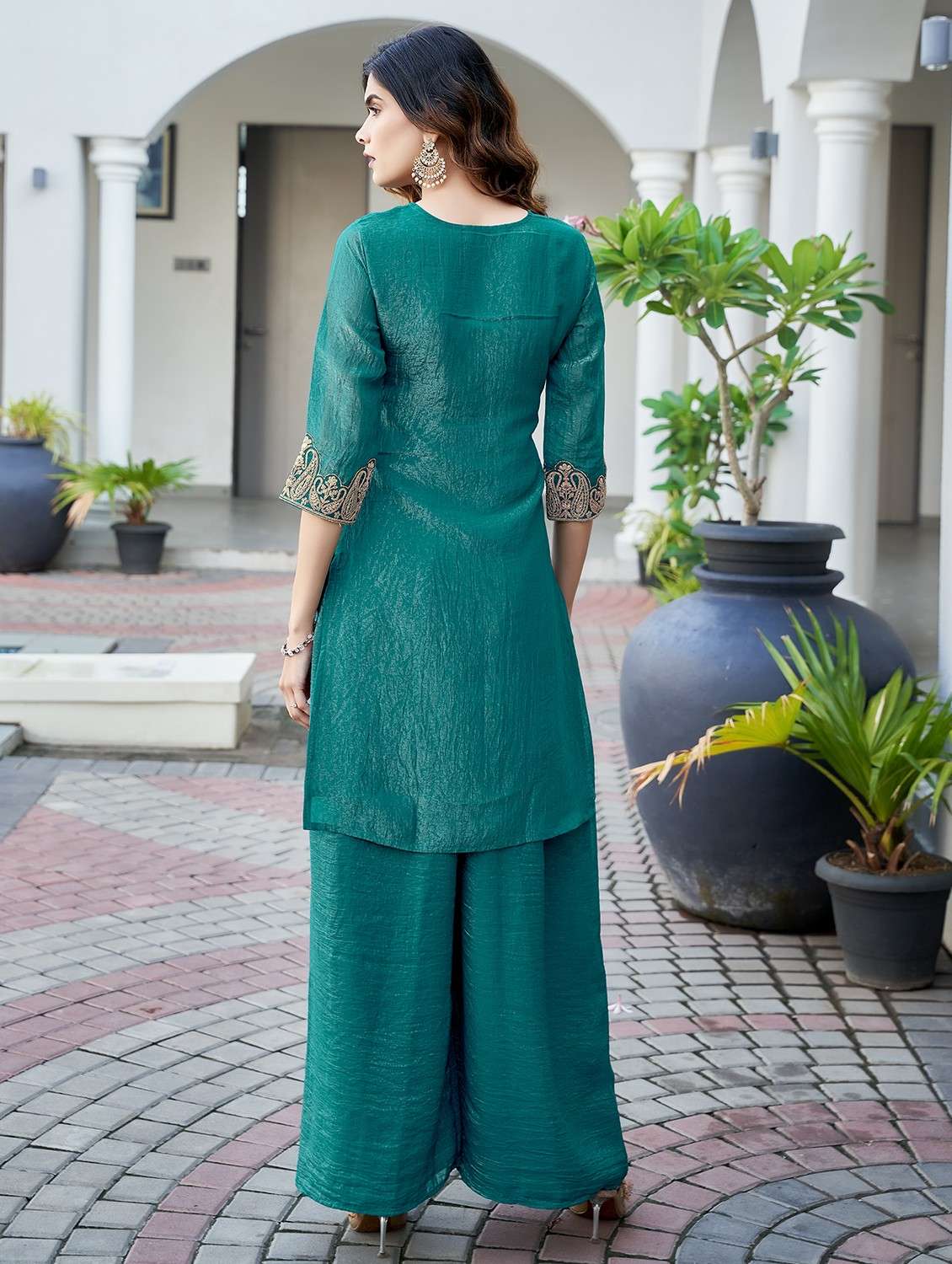 women embellisged kurta and palazzo set - 21940214 -  Standard Image - 4