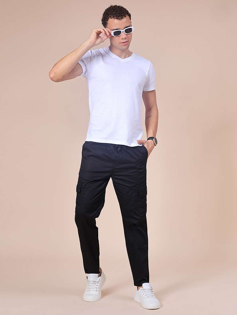 men solid mid rise regular fit cargo - 21940603 -  Standard Image - 4