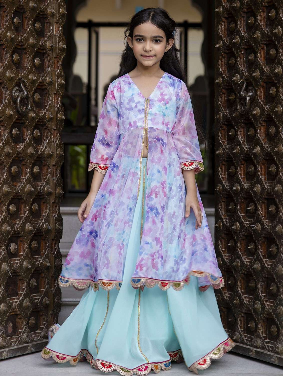 women printed v neck kurta skirt with dupatta set - 21941001 -  Standard Image - 1