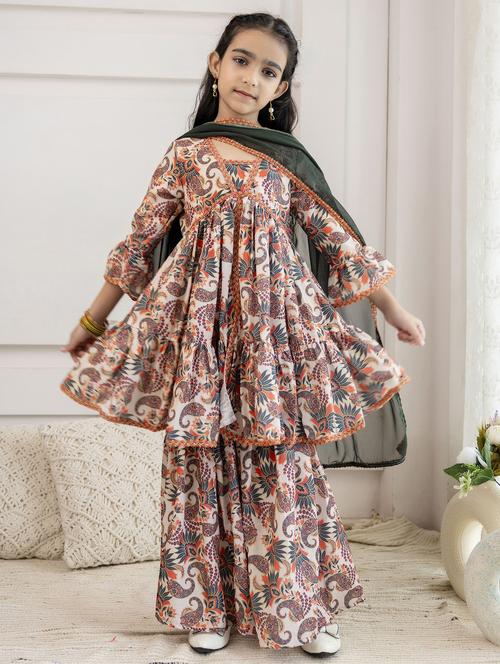 women paisley printed kurta sharara with dupatta set - 21941004 - Standard Image - 0